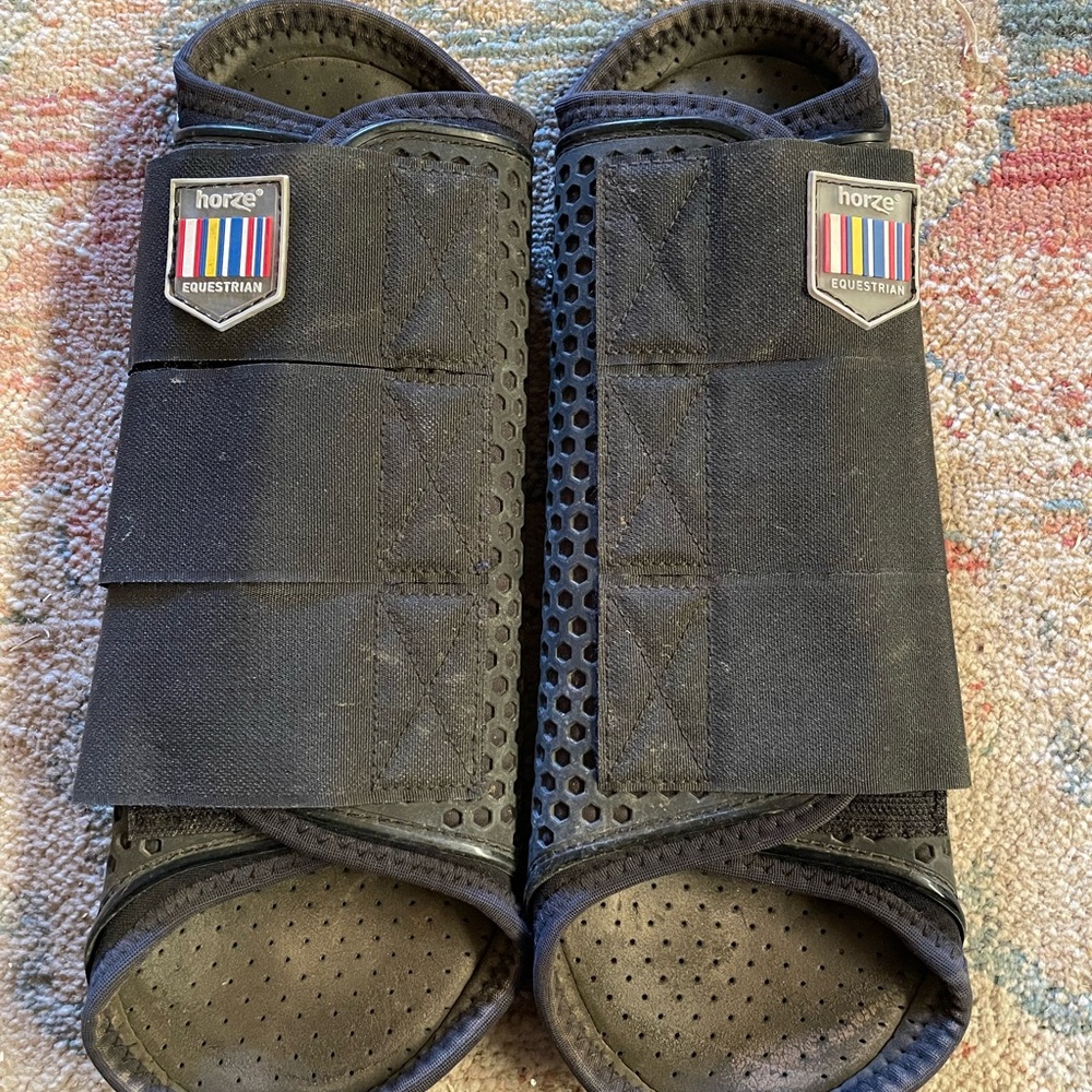 Size Large Horze Brushing Boots